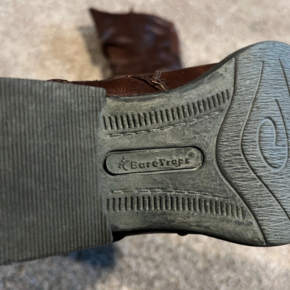 Baretraps Women’s Wide Calf Boots - Picture 4 of 6